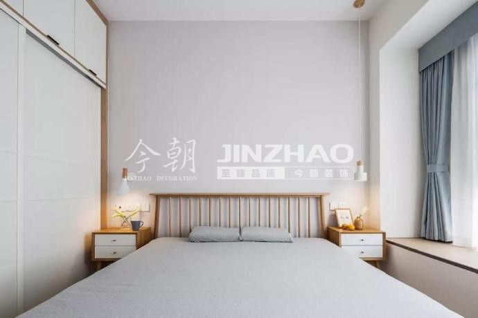 龍湖花千樹